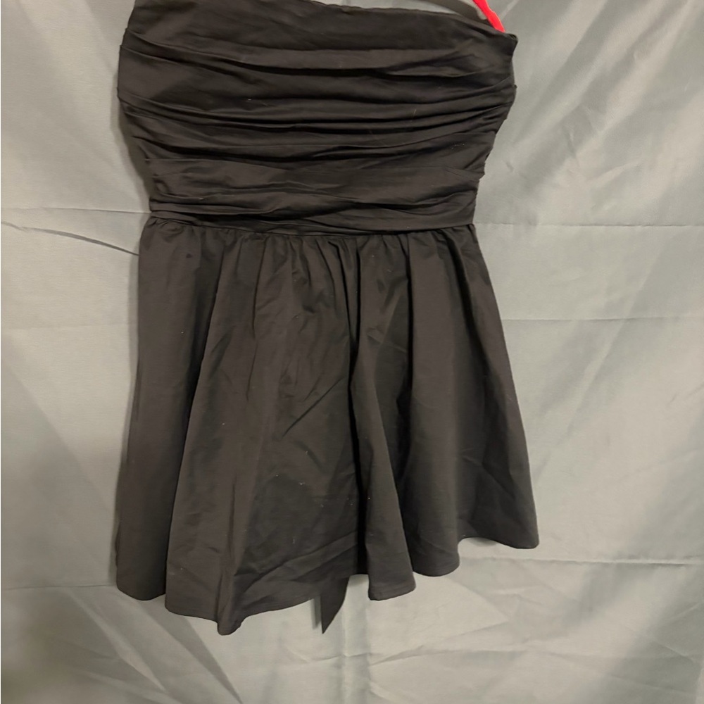 Chic Strapless Black Dress